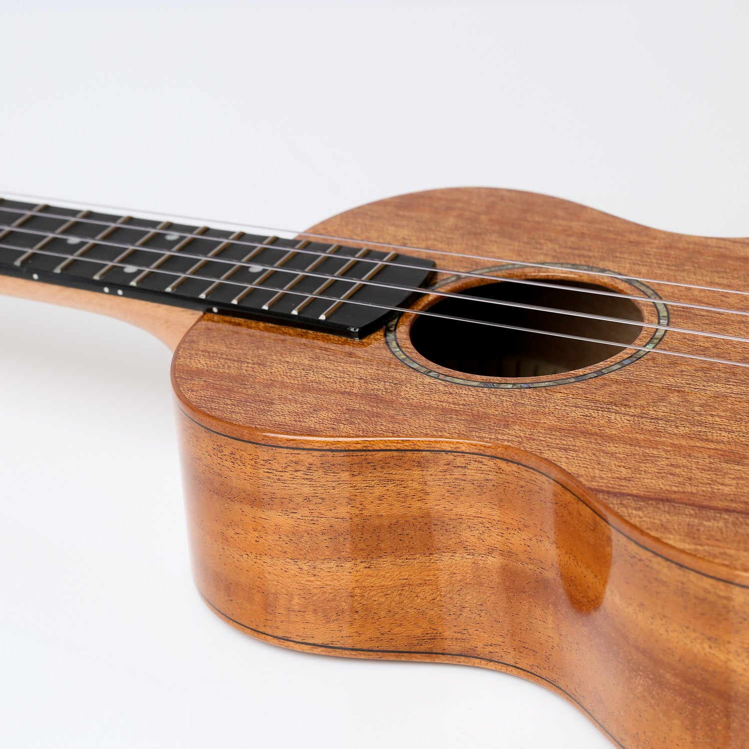 Snail SUT-M1 Mahogany Gloss Tenor Ukulele