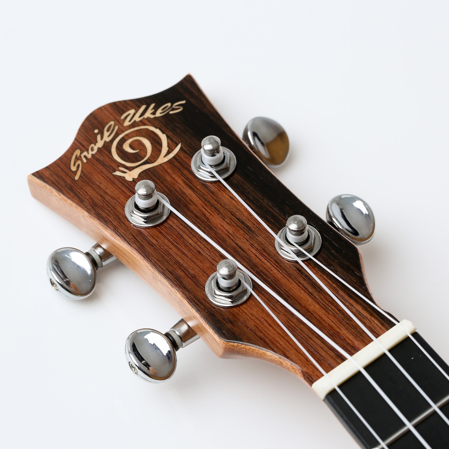 Snail UKC-458E Mahogany Concert Ukulele