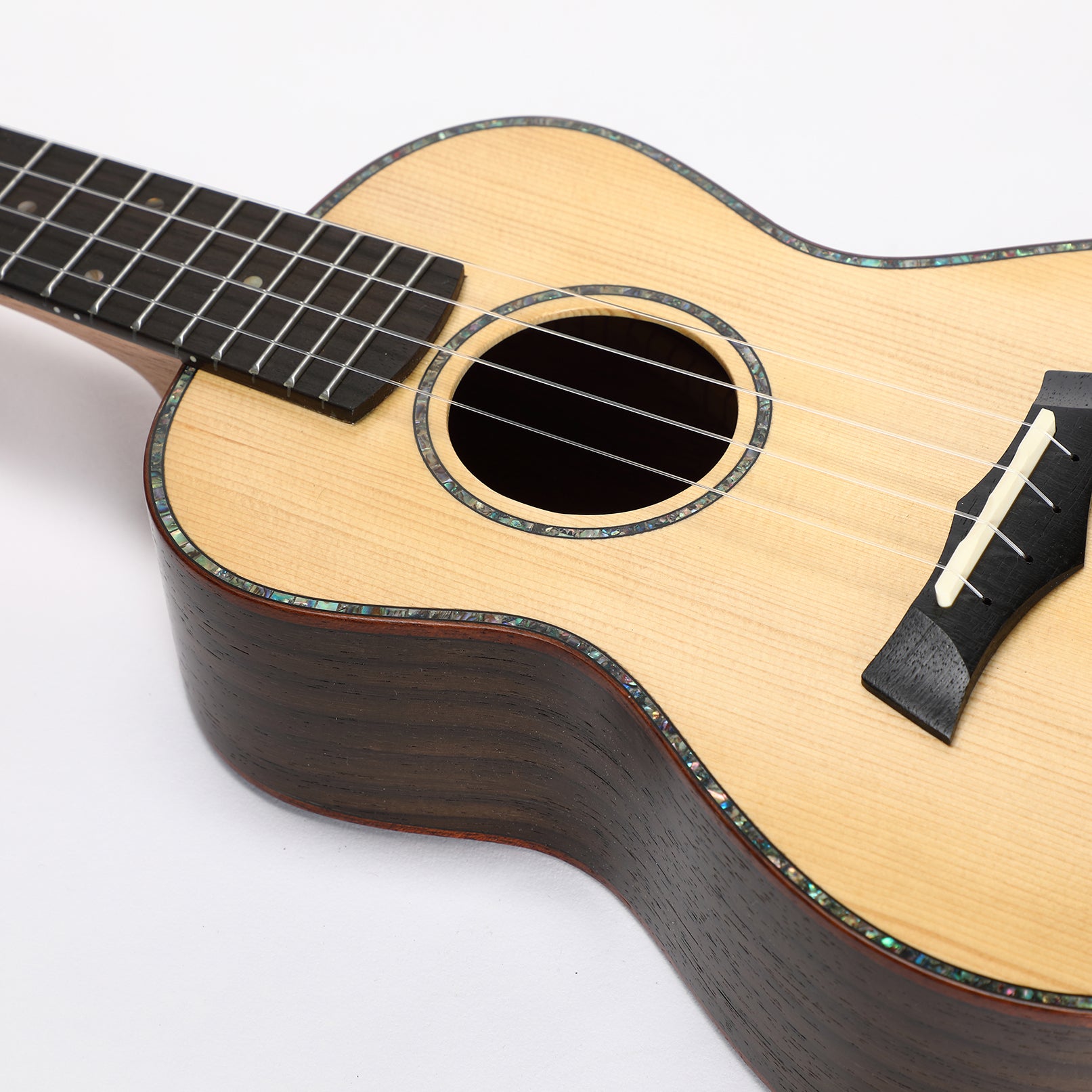 Snail UKC-420 Solid Spruce Concert Ukulele, Rose Wood Laminate