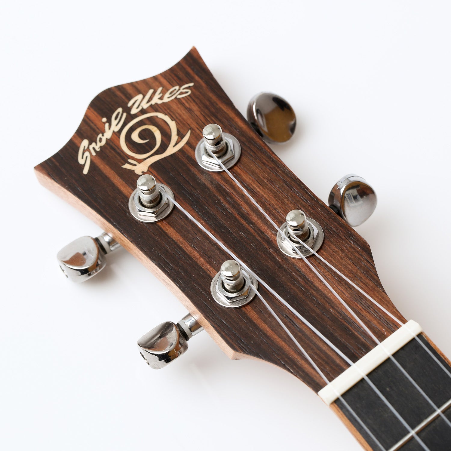 Snail UKS-E220EQ Ebony Electro-Acoustic Soprano Ukulele